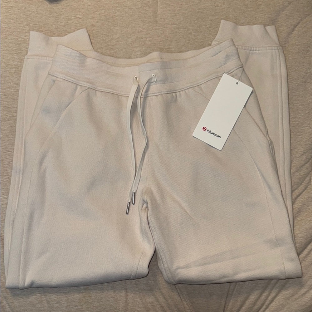 Lululemon White Scuba Joggers